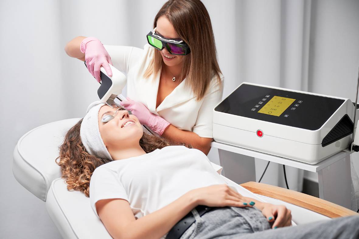 When Technology Meets Beauty: The Potency Of Hybrid Treatment